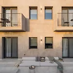 Topos Апартаменты *